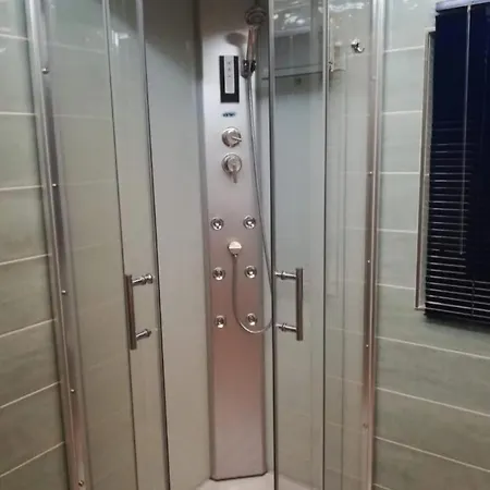 招待所 La Libellula 3*