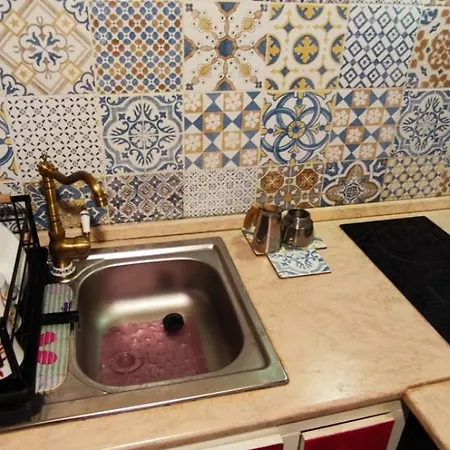 La Libellula 招待所 3*